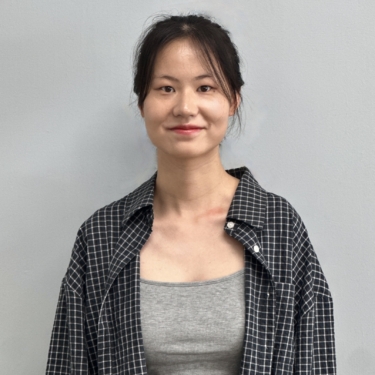 Yuanyuan Xu 사진